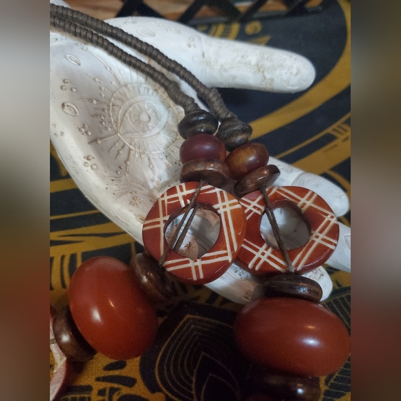 VINTAGE Gorgeous long boho wooden necklace with detailed beading - Picture 6 of 6